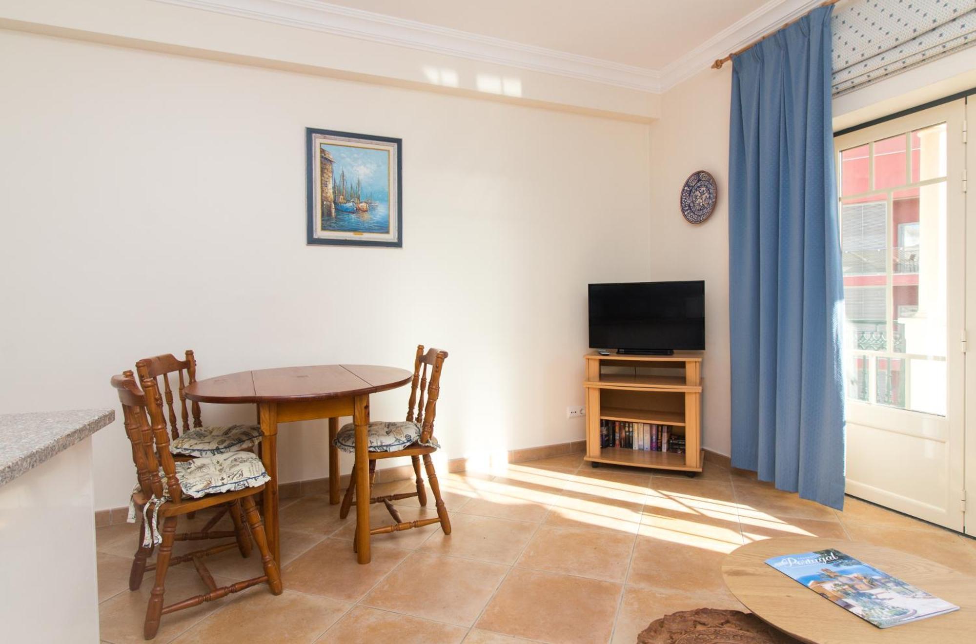 Oura Sunrise III Apartment - Sea View & Oura Beach & Top Location Албуфейра Экстерьер фото